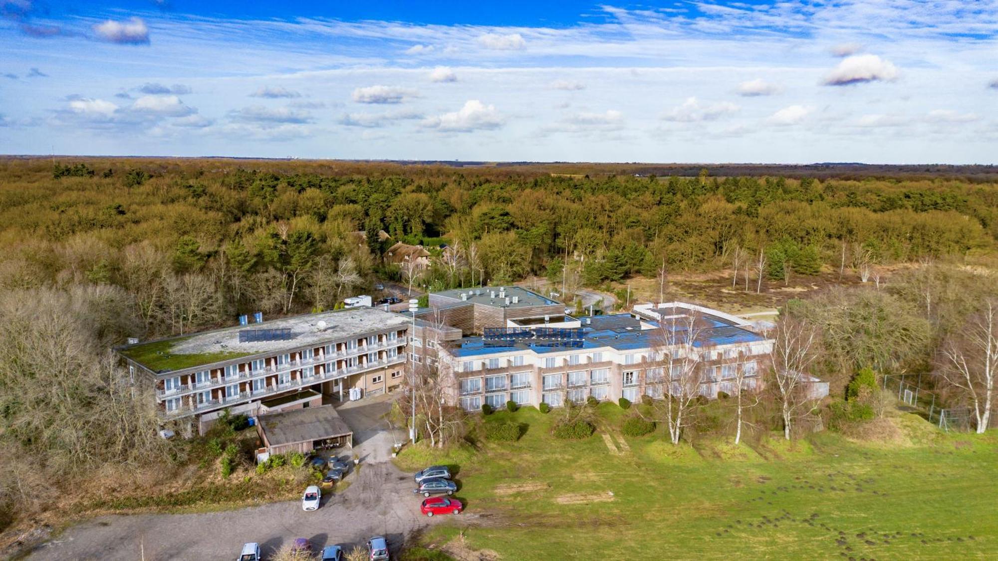 Fletcher Hotel - Restaurant De Zeegser Duinen Exterior photo